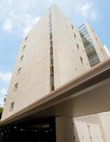 パークフラッツ市谷台町坂