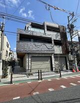 レ・シェーヌ新宿