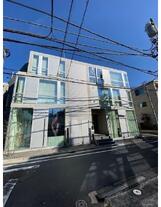 ESCENARIO OMOTESANDO